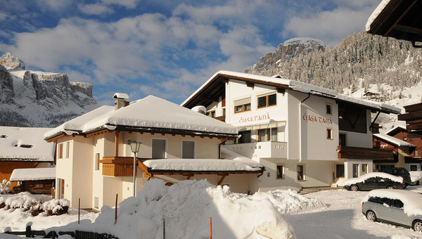 Foto esterno Garni Ciasa Tamà