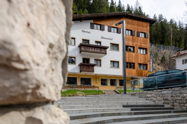 Photo exteriors Hotel Oswald