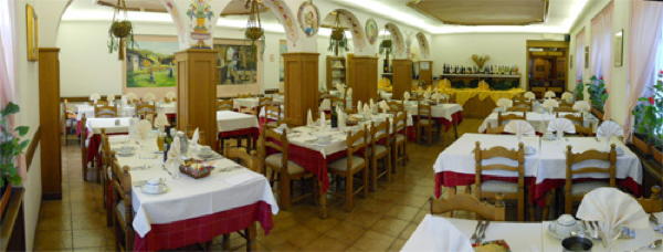 Il ristorante Penia di Canazei (Canazei) Villa Agomer