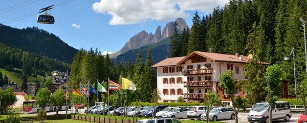 Summer presentation photo Hotel Villa Agomer