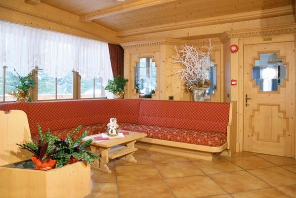 La hall