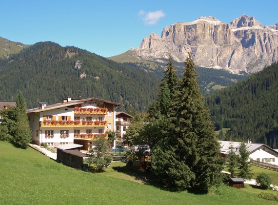 Foto Außenansicht Garni Majorka