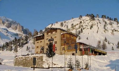 Foto Außenansicht Hotel Pordoi