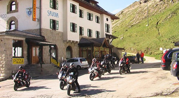 Gonzaga - Hotel + Residence 3 stelle Passo Pordoi (Canazei)