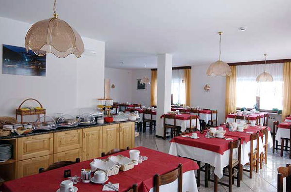 La colazione Garni-Hotel La Zondra