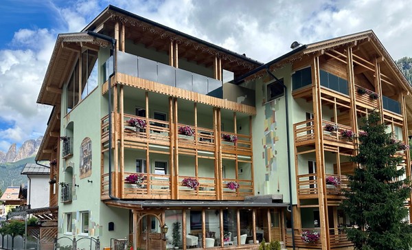 Photo exteriors B&B (Garni)-Hotel Edy