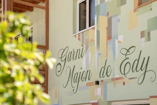 Photo exteriors B&B (Garni)-Hotel Edy