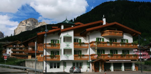 Foto Außenansicht Garni Eden