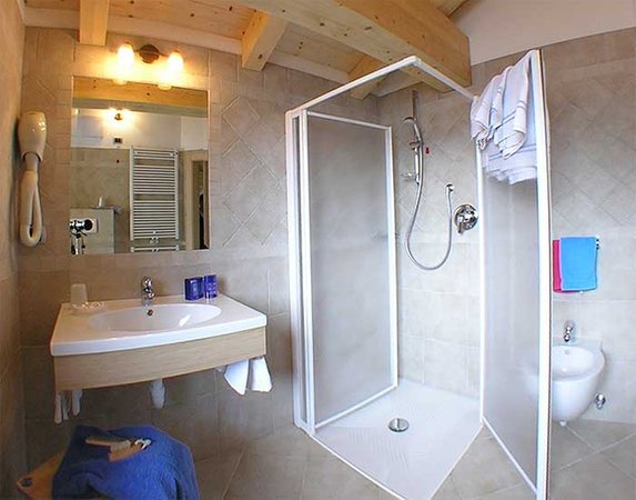 Foto del bagno Bed & Breakfast El Sangon