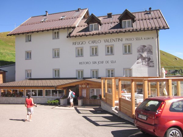 The car park Mountain Hut-Hotel Carlo Valentini