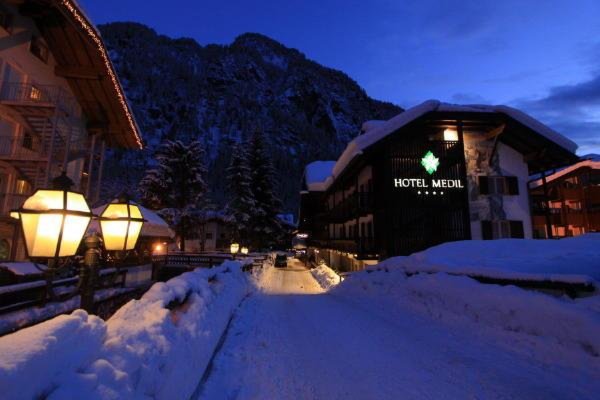 Foto invernale di presentazione Hotel Medil Wellness & Beauty