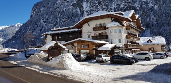 Foto esterno Albergo Gran Paradis