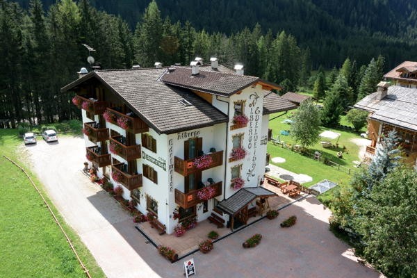 Foto esterno B&B-Hotel + Residence Cèsa Edelweiss