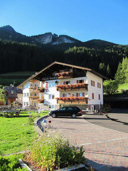 Villa Cecilia - Albergo 1 stella Fontanazzo (Mazzin)
