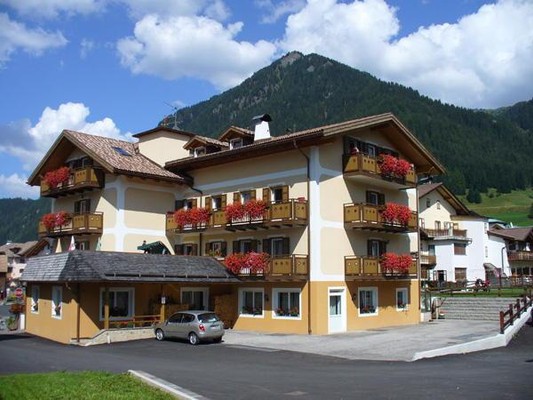 Foto Außenansicht Hotel El Geiger