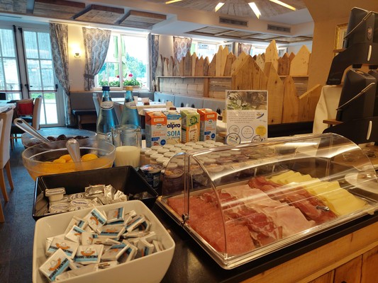 The breakfast Hotel El Pilon