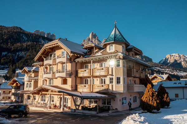 Foto esterno B&B Aparthotel Chalet Sas Morin