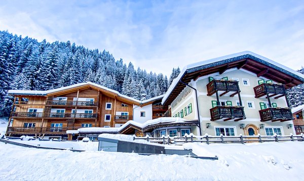 Foto invernale di presentazione Dolomites Hotel Valacia
