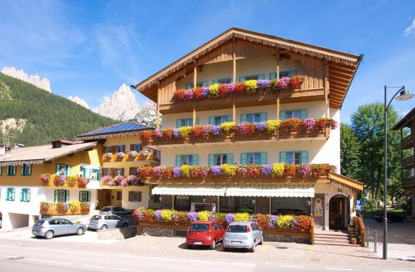 Photo exteriors Hotel Cima Undici