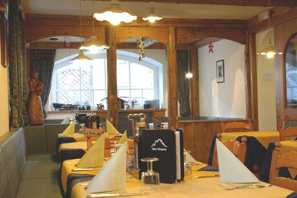 The restaurant Pozza di Fassa Nes Crepes