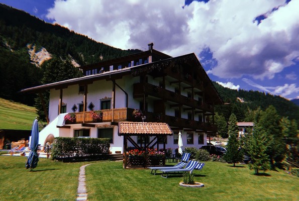 Photo exteriors Hotel Villa Gemmy