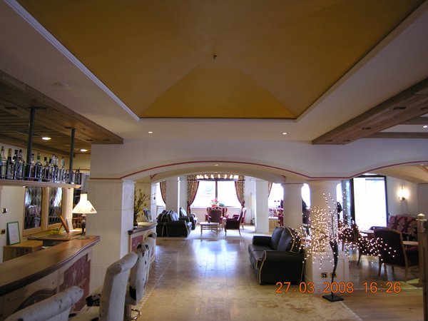 La hall