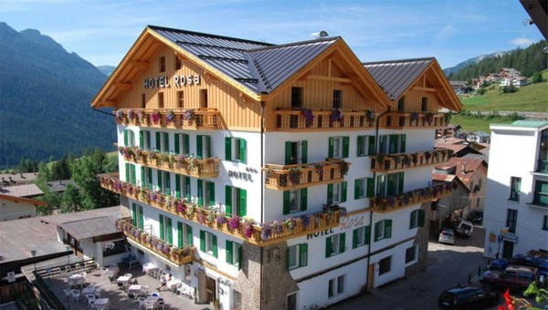 Photo exteriors Hotel Rosa