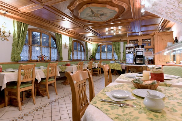 La colazione Hotel Millennium
