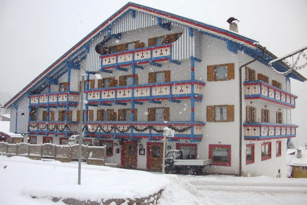 Photo exteriors Hotel Vael