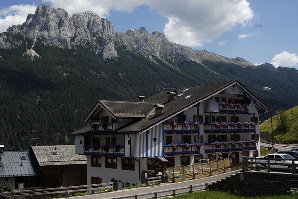 Photo exteriors Hotel Vael