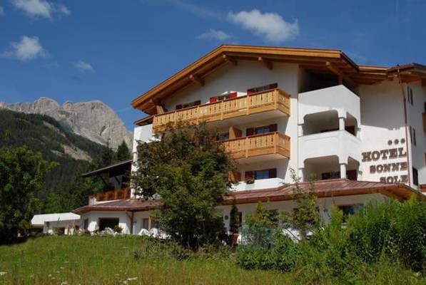 Foto Außenansicht Hotel Sonne Sole