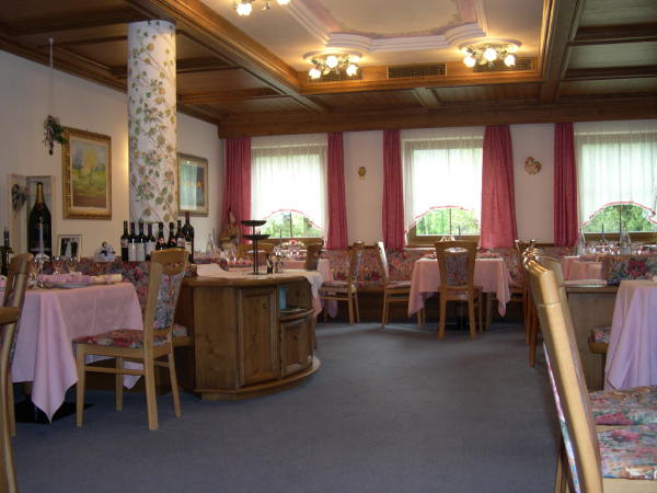 Il ristorante Soraga Des Alpes