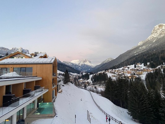 Foto esterno Latemar – Hotel Suites Spa
