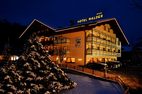 Photo exteriors Hotel Malder