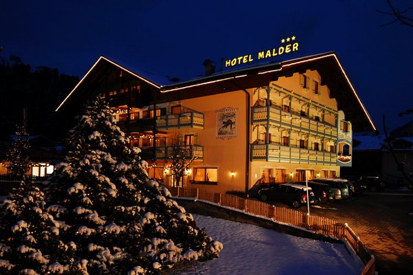 Winter Präsentationsbild Hotel Malder