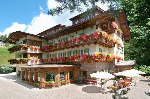 Foto esterno Albergo Europa