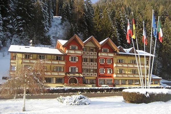 Foto esterno Albergo Foresta