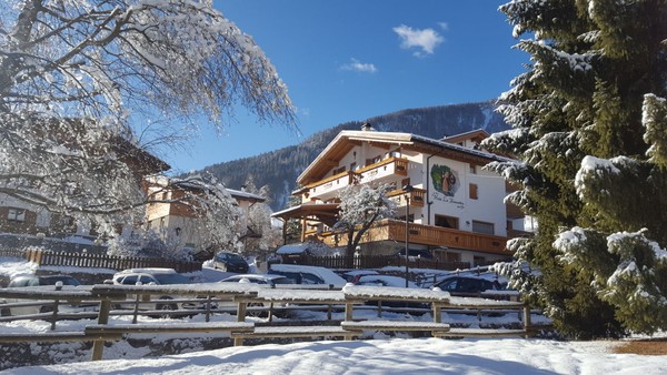 Foto esterno Albergo La Romantica