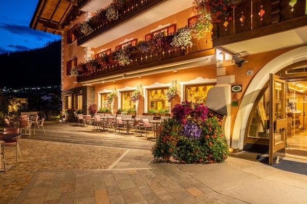 Foto esterno Albergo La Serenella