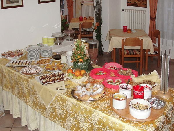 La colazione Miravalle - Garni (B&B) 1 stella