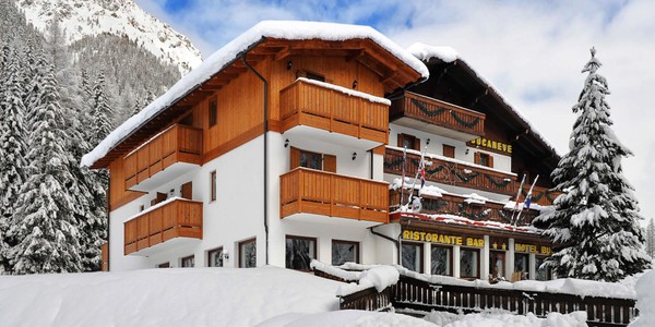 Foto Außenansicht Hotel Bucaneve