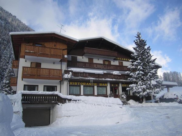 Foto esterno in inverno Bucaneve