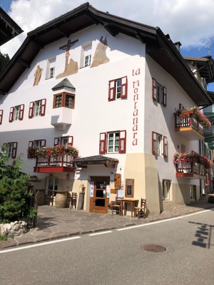 Photo exteriors Apartments La Montanara