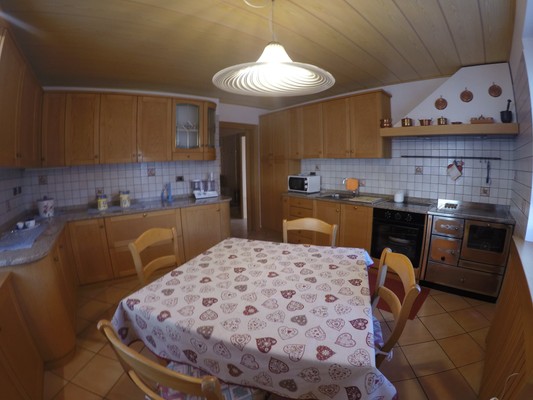 Foto della cucina Majon di Roces