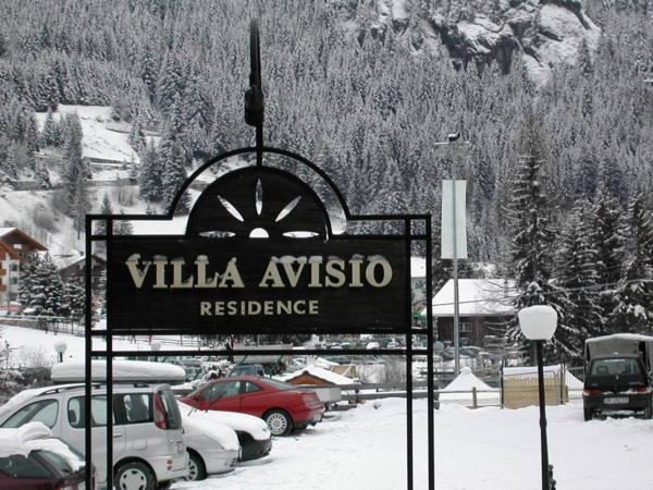 Foto invernale di presentazione Residence Villa Avisio