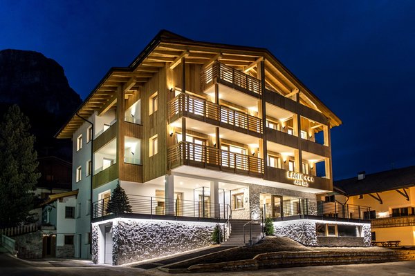 Foto estiva di presentazione Larix - Garni (B&B) + Appartamenti 3 stelle