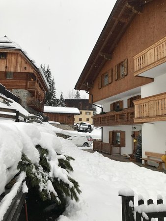Foto esterno in inverno Iori Luciano
