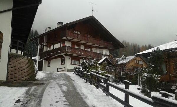 Foto Außenansicht Ferienwohnungen Casa Lorenz