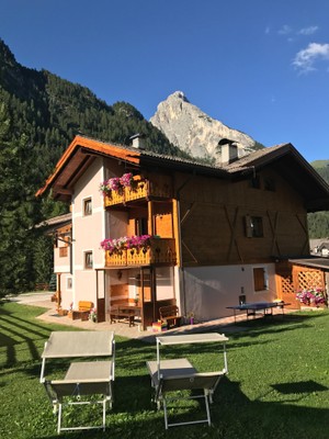 Foto esterno Appartamenti Cèsa Mandi e Miky