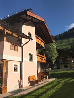 Foto esterno Appartamenti Cèsa Mandi e Miky